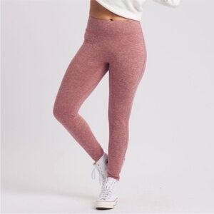 FEAT Solace Gogi Berry Leggings  Medium NWT